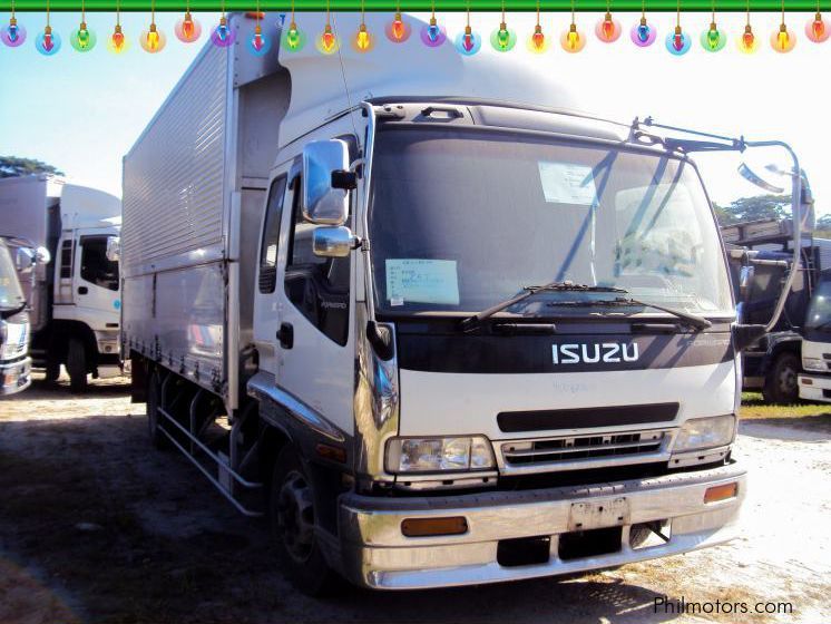 Isuzu Forward Wing Van in Philippines