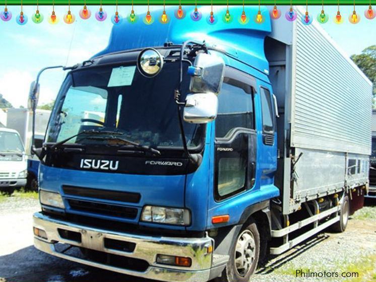 Isuzu Forward Wing Van in Philippines