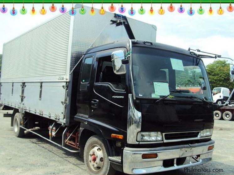 Isuzu Forward Wing Van in Philippines