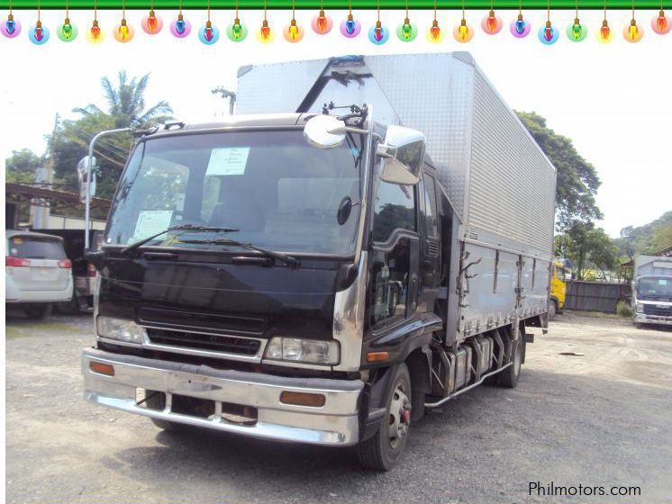 Isuzu Forward Wing Van in Philippines