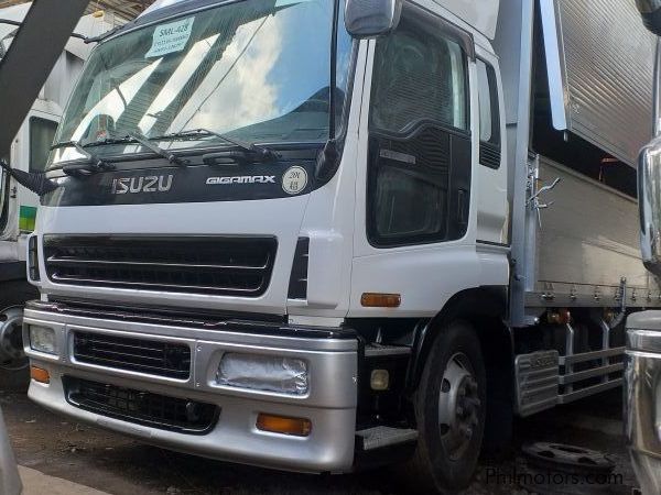 Isuzu GIGA 10W WING VAN in Philippines