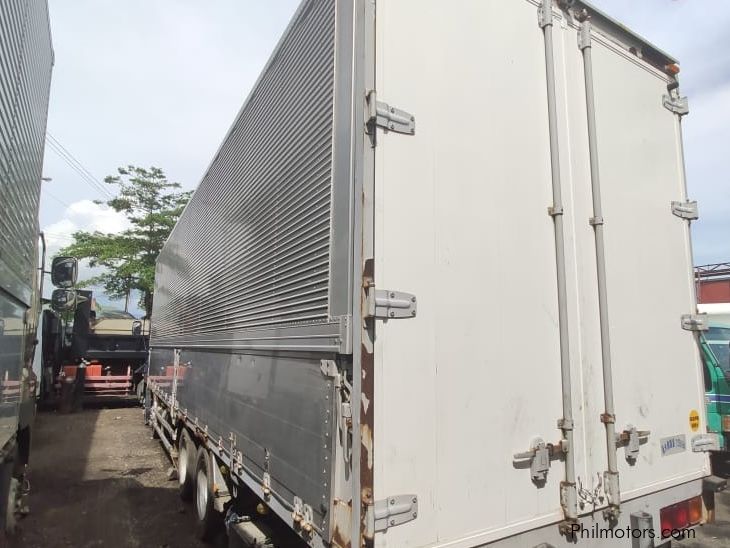 Isuzu GIGA 12W WING VAN 6UZ1 AIRBAG in Philippines