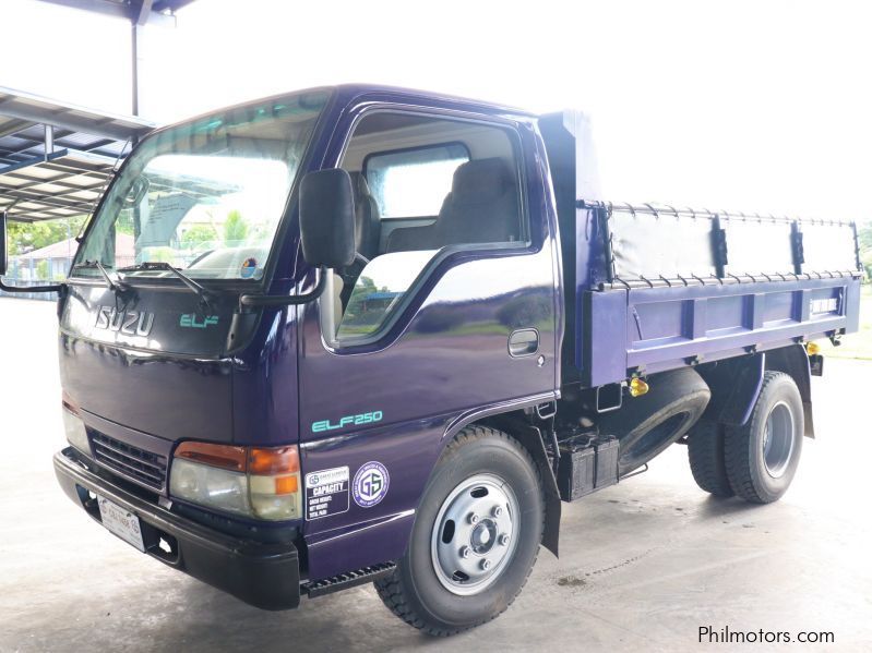 Isuzu Mini dump in Philippines