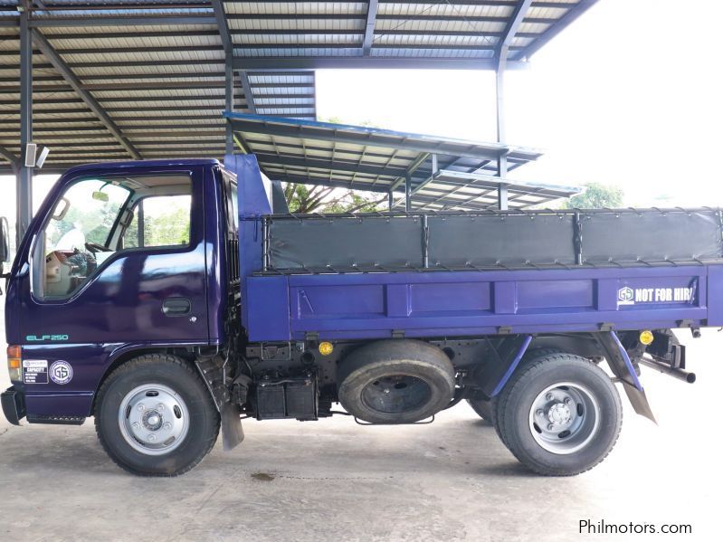 Isuzu Mini dump in Philippines