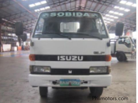 Isuzu N Series 4x4 6-wheeler dropside 10.7 footer truck in Philippines