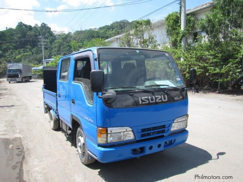 Isuzu NHR69E in Philippines