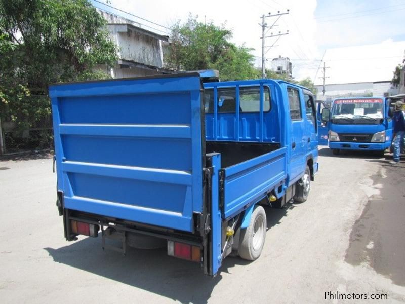 Isuzu NHR69E in Philippines