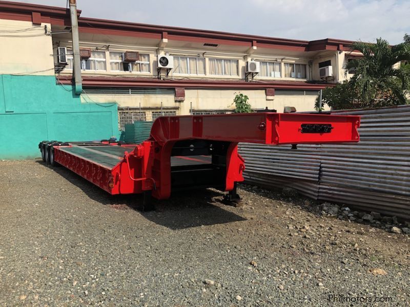 LOWBED TRAILER FOR BACKHOE in Philippines