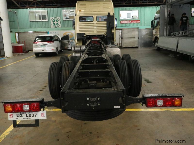 Shacman  X3000 6x2 Rigid Truck Cab & Chassis 10 wheeler in Philippines