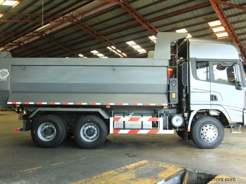 Shacman X3000 6x4 Dump Truck Tipper Mining SX32564T384C in Philippines