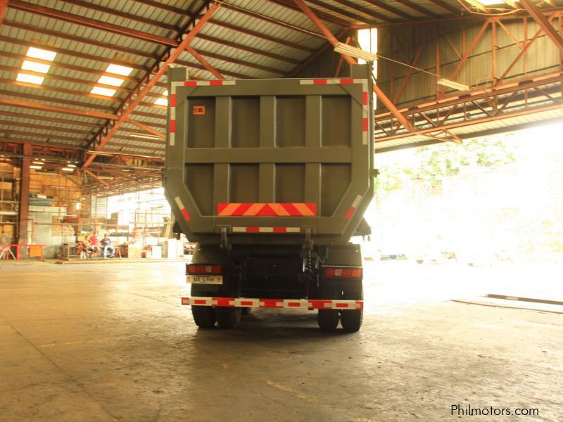 Shacman X3000 8x4 Dump Truck Tipper in Philippines