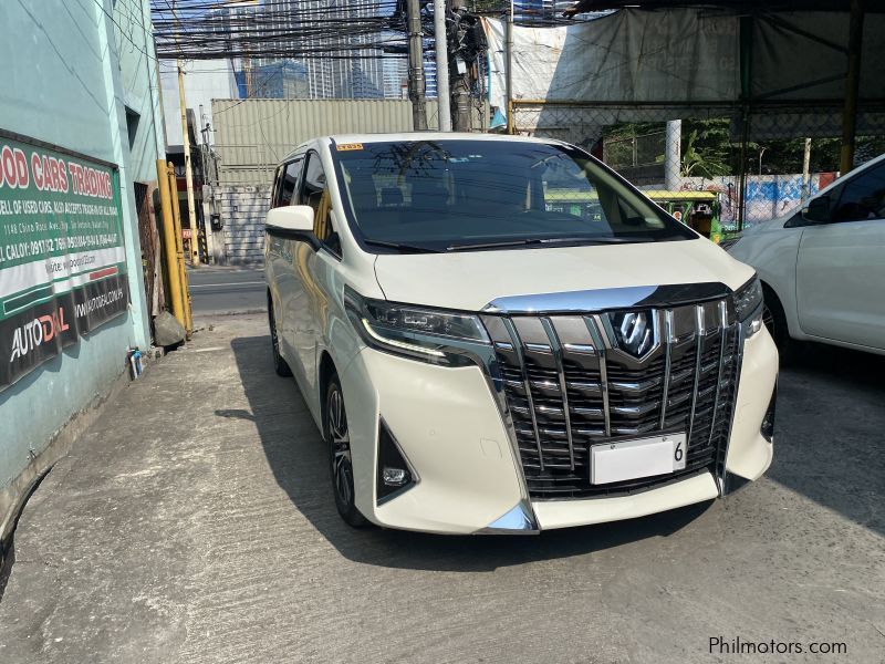 Toyota Alphard in Philippines