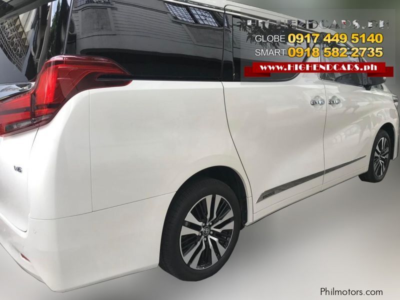 Toyota Alphard in Philippines