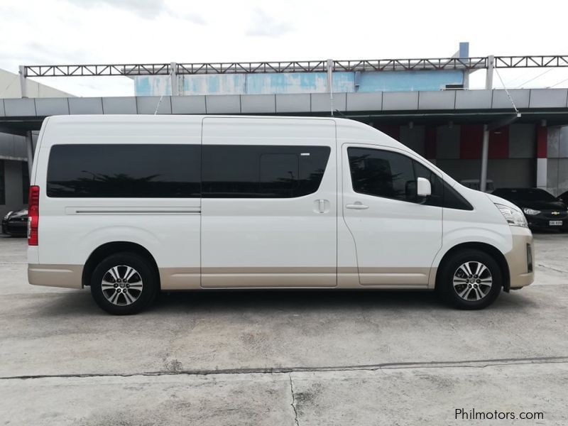 Toyota Hiace GL Grandia Tourer in Philippines