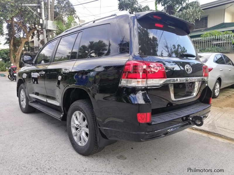 Toyota Land cruiser in Philippines