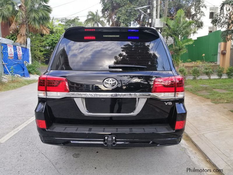 Toyota Land cruiser in Philippines