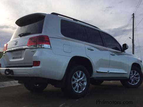 Toyota Land cruiser premium lx 2018 in Philippines