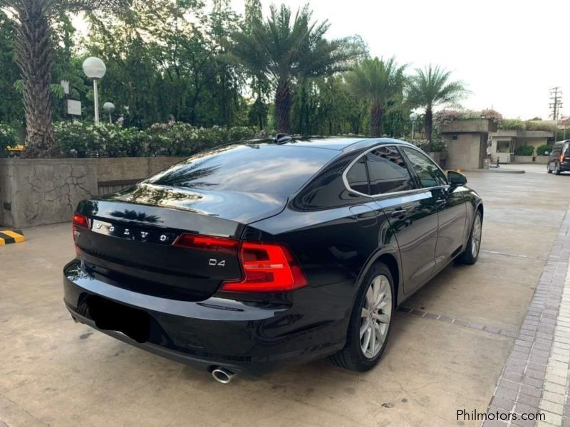 Volvo S90 D4 in Philippines