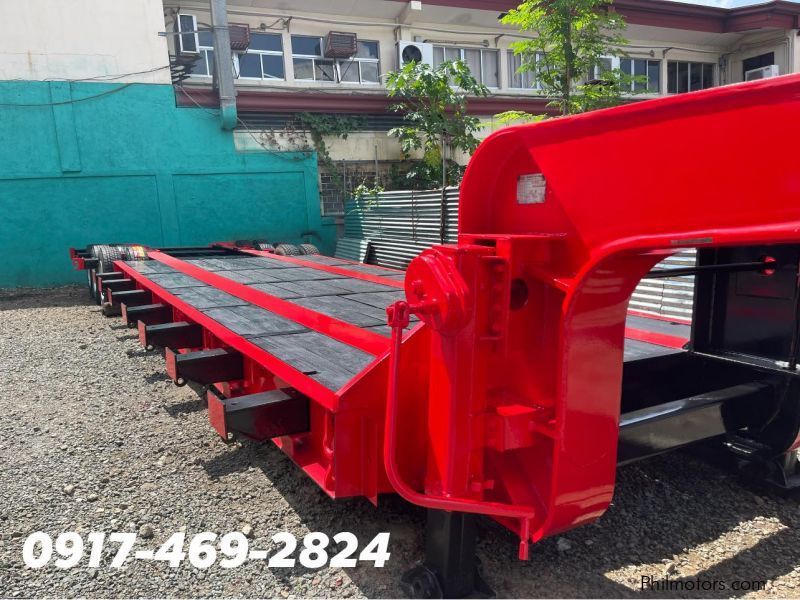 70 tons Lowbed trailer in Philippines