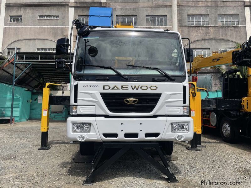 Daewoo 15 Tons Boom Truck/ Cargo Crane Truck in Philippines