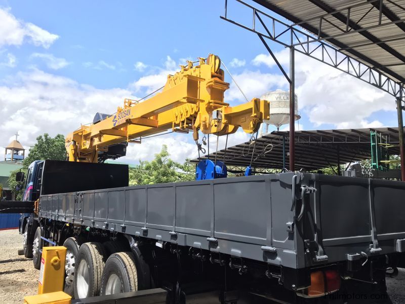 Daewoo BOOM TRUCK/ CARGO CRANE TRUCK in Philippines