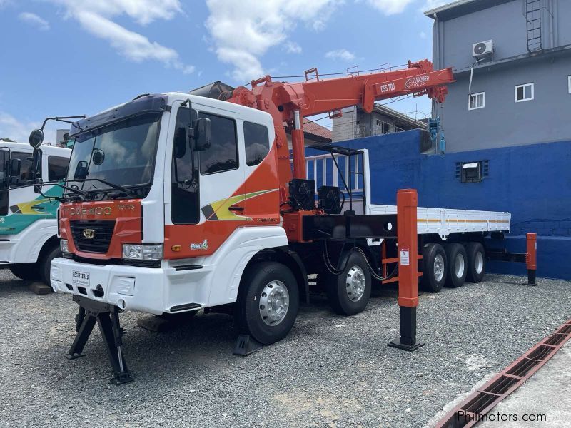 Daewoo BOOM TRUCK/ CARGO CRANE TRUCK in Philippines