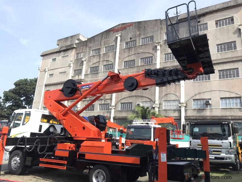 Daewoo MAN LIFT TRUCK/ AERIAL LIFT/ SKY LIFT in Philippines