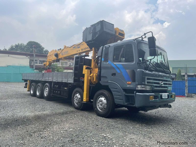 Hyundai BOOM TRUCK/ CARGO CRANE TRUCK in Philippines