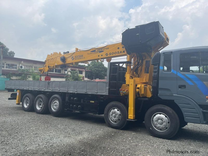 Hyundai BOOM TRUCK/ CARGO CRANE TRUCK in Philippines