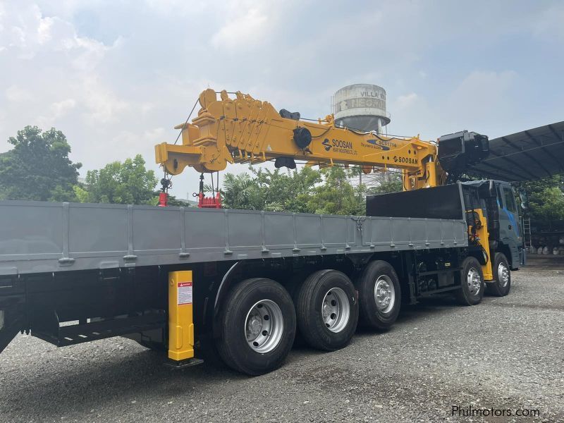 Hyundai BOOM TRUCK/ CARGO CRANE TRUCK in Philippines