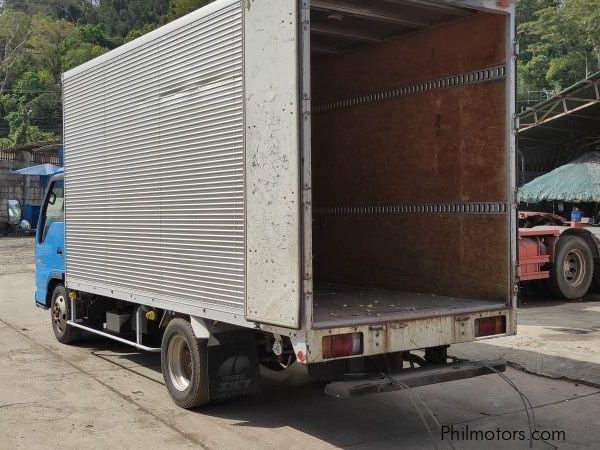 Isuzu ELF NKR 6W CLOSE VAN 4HL1 in Philippines