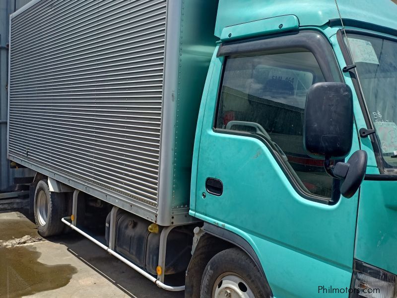 Isuzu ELF NKR 6W CLOSED VAN 4HL1 in Philippines