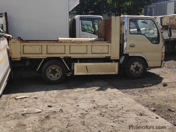 Isuzu ELF NKR 6W MINI DUMP 4HL1 in Philippines