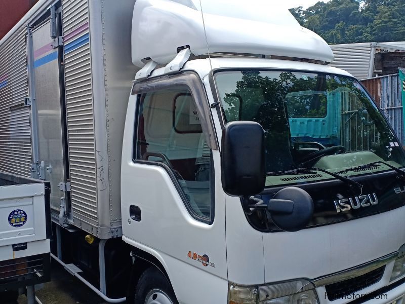 Isuzu ELF NKR CLOSED VAN in Philippines