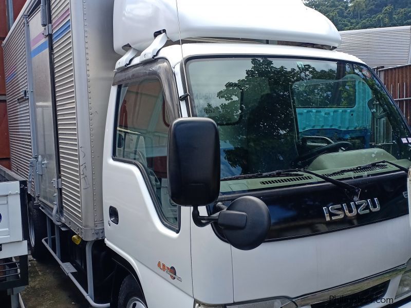 Isuzu ELF NKR CLOSED VAN in Philippines