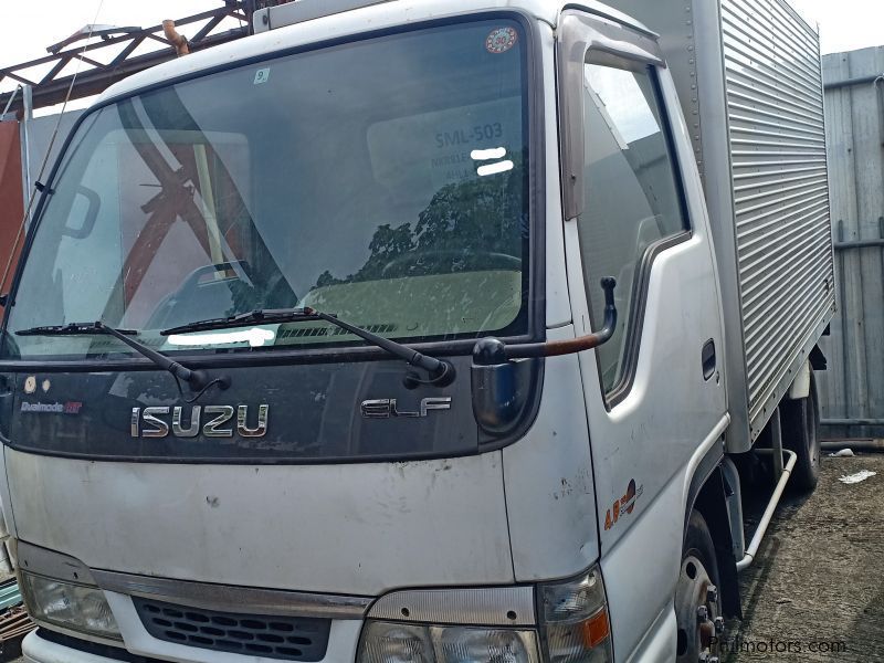 Isuzu ELF NKR CLOSED VAN 4HL1 in Philippines