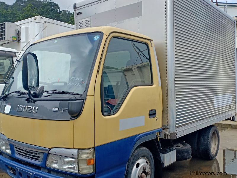 Isuzu ELF NKR CLOSED VAN 4HL1 in Philippines