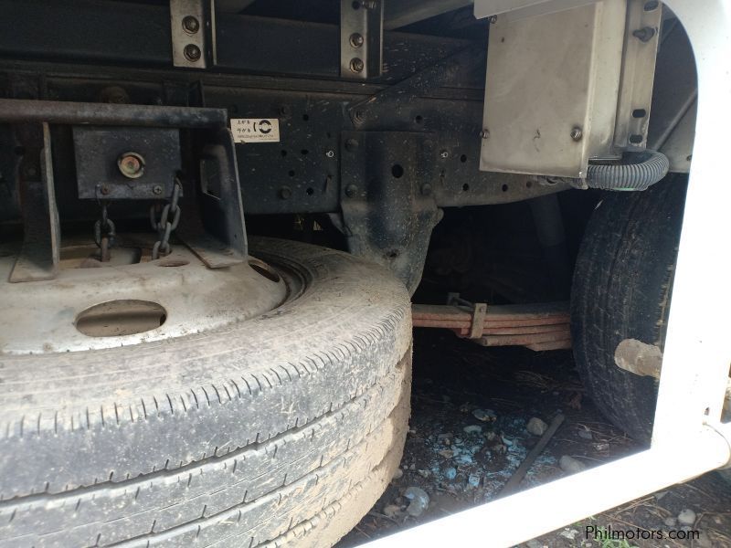 Isuzu ELF NKR FREEZER VAN 4HL1 in Philippines