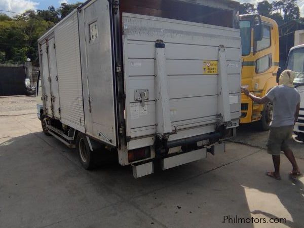 Isuzu ELF NPR 6W CLOSE VAN 4HL1 in Philippines