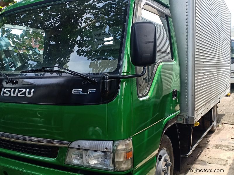 Isuzu ELF NPR 6W CLOSE VAN 4HL1 in Philippines