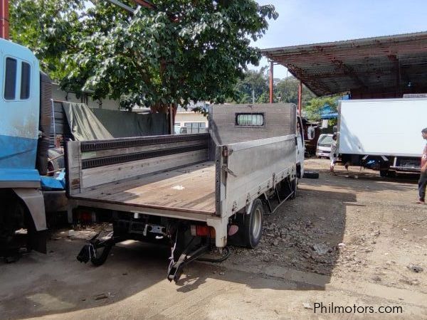 Isuzu ELF NPR 6W DROPSIDE 4HL1 in Philippines