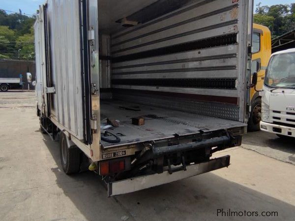 Isuzu ELF NPR 6W FREEZER VAN 4HL1 in Philippines