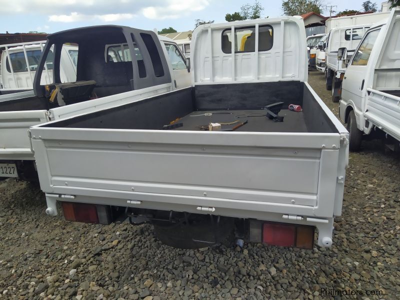 Isuzu Elf Flat Low Dropside (KC type) in Philippines