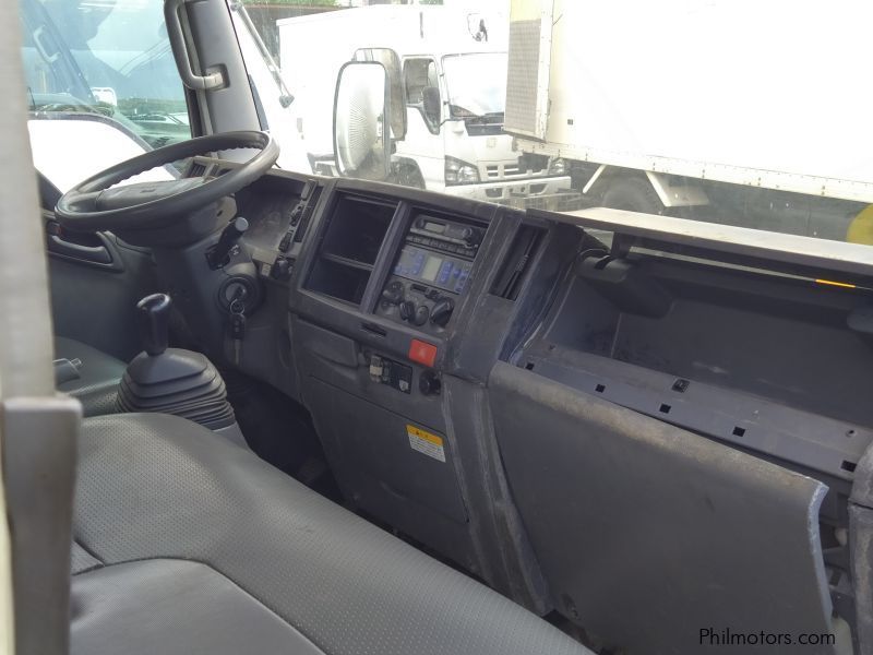 Isuzu Elf Ref. Van (new look) in Philippines