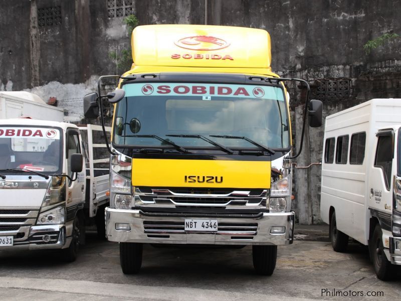 Isuzu Forward Dropside Cargo Truck in Philippines