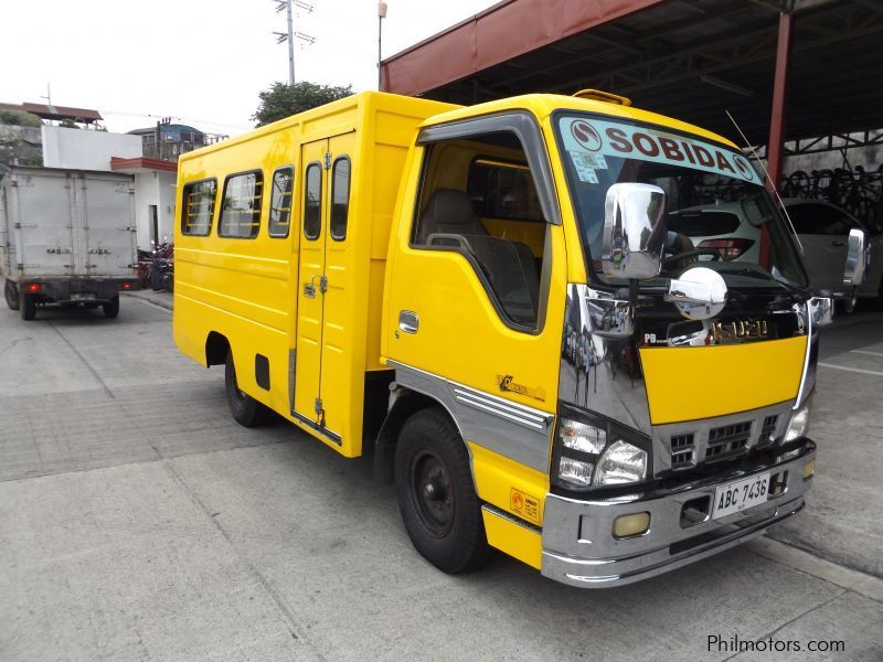 Isuzu NKR Multi purpose Utility Vehicle 4x2 truck in Philippines