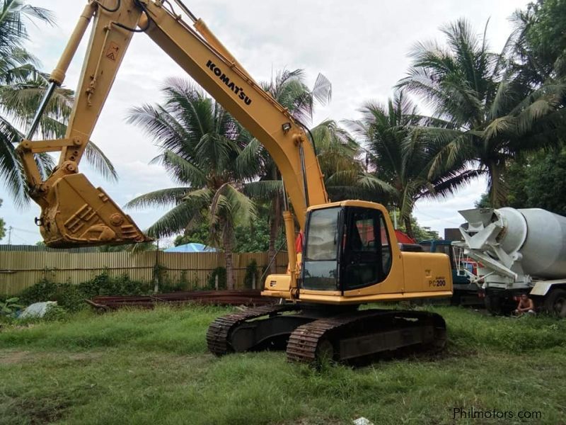 KOMATSU   PC200-6 EXCAVATOR  in Philippines