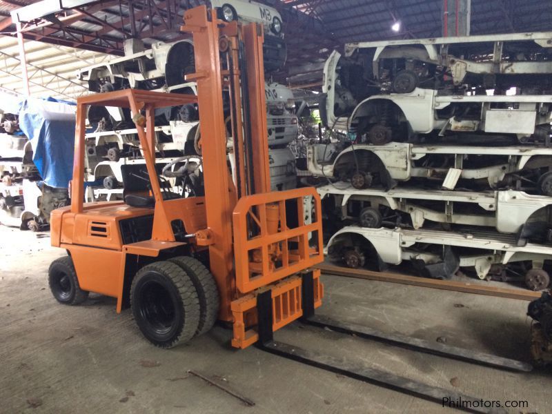 Komatsu  Forklift C240 Isuzu Engine 2 Tonner in Philippines