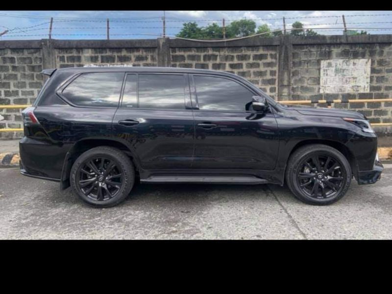 Lexus LX 450D in Philippines