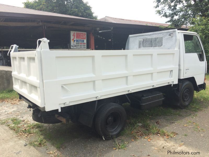 Mitsubishi Fuso Canter Dump Dumping 4D30 Engine. High Side in Philippines